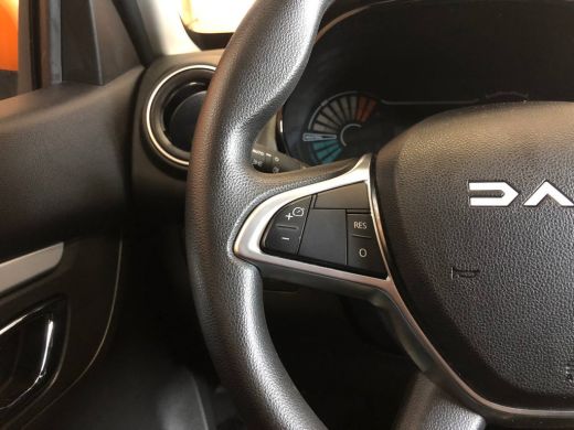 Dacia Spring Expression 27 kWh SOH 93% | navigatie | camera ActivLease financial lease