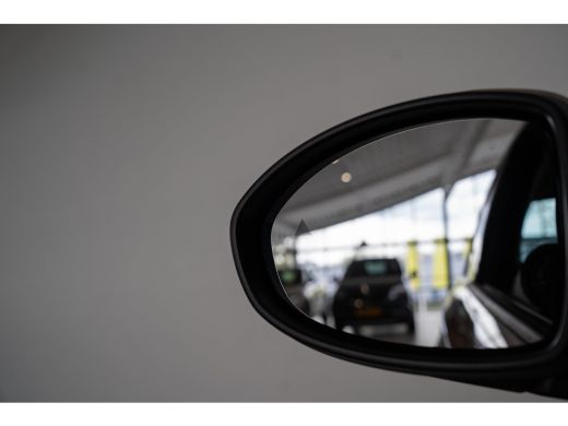 Fiat 500e La Prima 42 kWh | 8 Jaar Garantie | SOH 100% | Camera | Kunstlederen bekleding | Stoelverwarming ... ActivLease financial lease