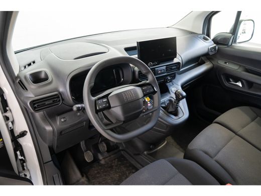 Fiat Dobl&ograve; 1.5D 100pk L1 | Navigatie | Apple Carplay & Android Auto | Camera | Parkeersensoren | Dodehoek de... ActivLease financial lease