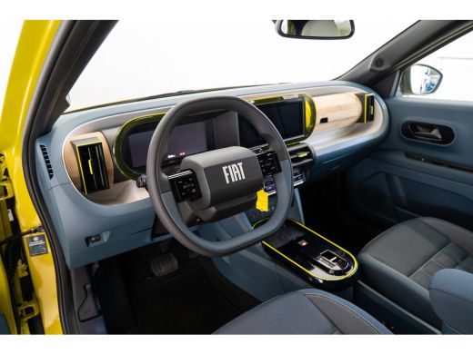 Fiat Grande Panda La Prima 11 kW 44 kWh | SOH 99% | Climate Controle | Stoelverwarming | Camera | Parkeersensoren |... ActivLease financial lease