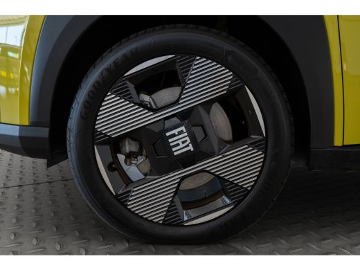 Fiat Grande Panda La Prima 11 kW 44 kWh | SOH 99% | Climate Controle | Stoelverwarming | Camera | Parkeersensoren |... ActivLease financial lease