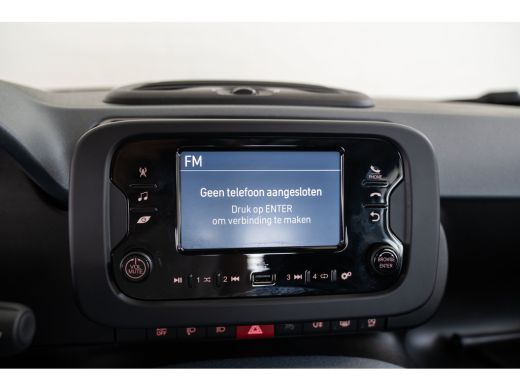 Fiat Panda 1.0 Hybrid City | 8 Jaar Garantie | Bluetooth | Cruise Controle | Parkeersensoren | Airco | ActivLease financial lease