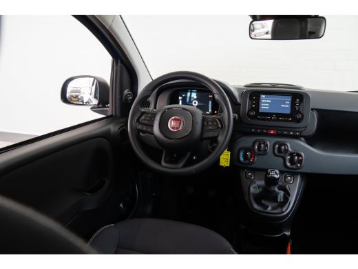Fiat Panda 1.0 Hybrid City | 8 Jaar Garantie | Bluetooth | Cruise Controle | Parkeersensoren | Airco | ActivLease financial lease