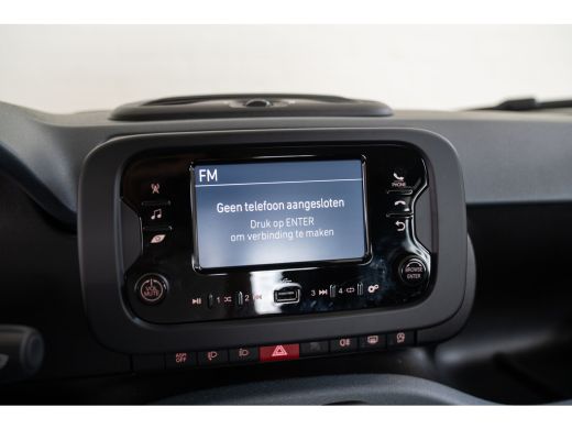 Fiat Panda 1.0 Hybrid City | 8 Jaar Garantie | Bluetooth | Cruise Controle | Parkeersensoren | Airco | ActivLease financial lease