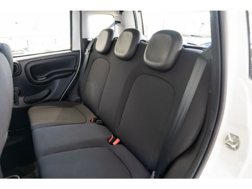 Fiat Panda 1.0 Hybrid City | 8 Jaar Garantie | Bluetooth | Cruise Controle | Parkeersensoren | Airco | ActivLease financial lease