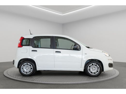 Fiat Panda 1.0 Hybrid City | 8 Jaar Garantie | Bluetooth | Cruise Controle | Parkeersensoren | Airco | ActivLease financial lease