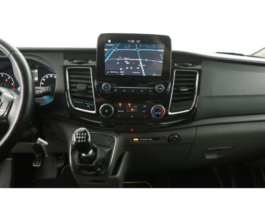 Ford Transit Custom 2.0 TDCI L1H1 SPORT 170PK | Airco | Cruise | Camera | 3 Zits | Trekhaak | Carplay | LED ActivLease financial lease