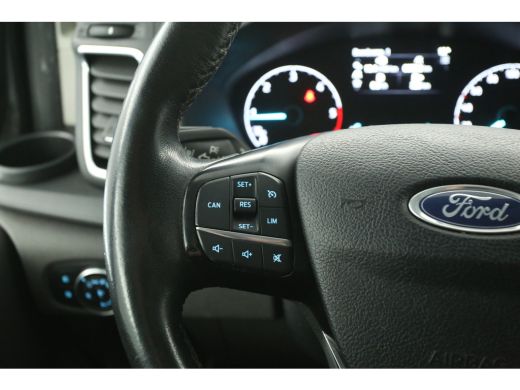 Ford Transit Custom 2.0 TDCI L1H1 SPORT 170PK | Airco | Cruise | Camera | 3 Zits | Trekhaak | Carplay | LED ActivLease financial lease