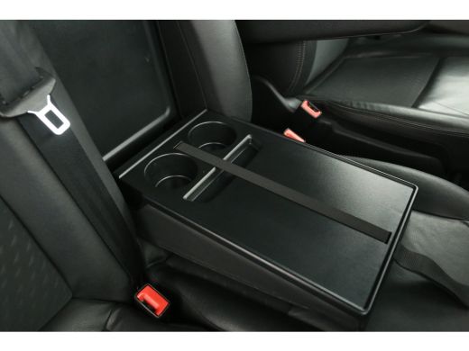 Ford Transit Custom 2.0 TDCI L1H1 SPORT 170PK | Airco | Cruise | Camera | 3 Zits | Trekhaak | Carplay | LED ActivLease financial lease