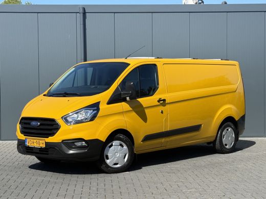 Ford Transit Custom 2.0 TDCI / L2H1 / 1e EIG. / AIRCO / CRUISE / 2.8 TONS TREKHAAK / STOELVERW / PDC / DAKDRAGERS ActivLease financial lease