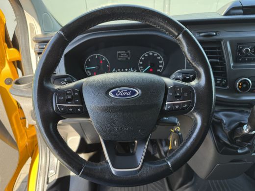 Ford Transit Custom 2.0 TDCI / L2H1 / 1e EIG. / TREKHAAK / IMPERIAAL / AIRCO / CRUISE / LED / STOELVERW ActivLease financial lease