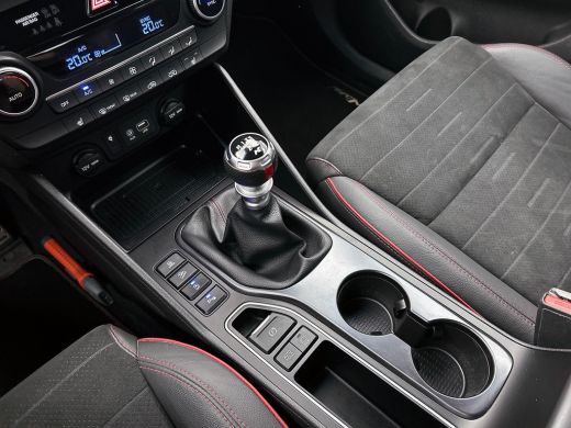 Hyundai Tucson 1.6 CRDi 136PK N-Line / Trekhaak / Navigatie / Camera / 1/2Leder / Airco-ecc./ Stoelverwarming / ... ActivLease financial lease