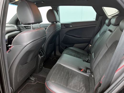 Hyundai Tucson 1.6 CRDi 136PK N-Line / Trekhaak / Navigatie / Camera / 1/2Leder / Airco-ecc./ Stoelverwarming / ... ActivLease financial lease