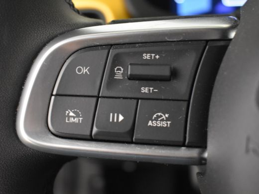 Jeep Avenger 1st Edition 54 kWh 156PK | Achteruitrijcamera | Afdaal assistent | Apple carplay Android auto | C... ActivLease financial lease