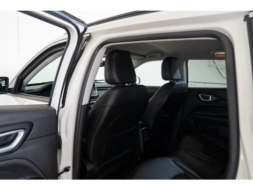 Jeep Compass 4xe 240 Plug-in Hybrid Electric Limited | Navigatie | Climate Controle | Apple Carplay & Android ... ActivLease financial lease