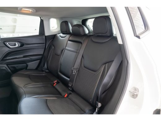 Jeep Compass 4xe 240 Plug-in Hybrid Electric Limited | Navigatie | Climate Controle | Apple Carplay & Android ... ActivLease financial lease