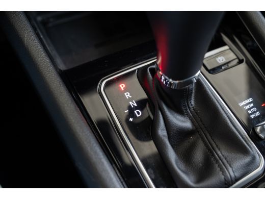 Jeep Compass 4xe 240 Plug-in Hybrid Electric Limited | Navigatie | Climate Controle | Apple Carplay & Android ... ActivLease financial lease