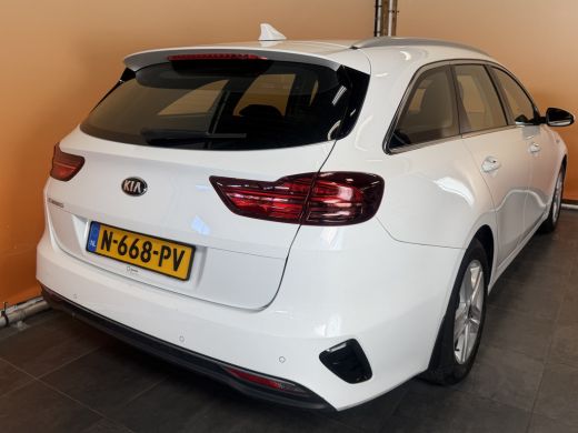 Kia Ceed Sportswagon 1.5 T-GDi MHEV DynamicLine carplay navi | cruise control | camera ActivLease financial lease