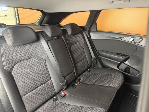 Kia Ceed Sportswagon 1.5 T-GDi MHEV DynamicLine carplay navi | cruise control | camera ActivLease financial lease