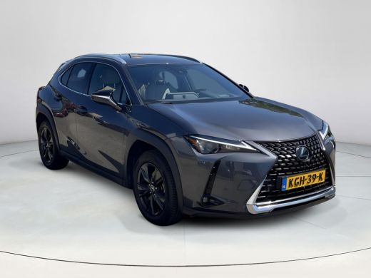 Lexus UX 250h Executive Line ActivLease financial lease