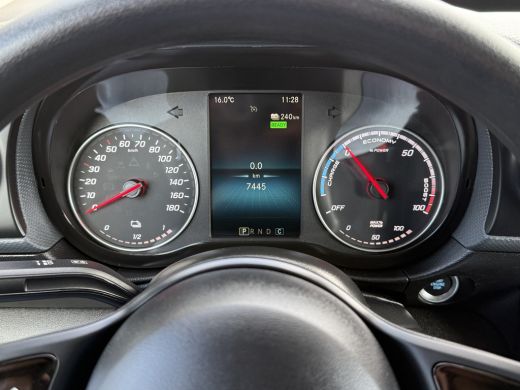 Mercedes-Benz eCitan 51 kWh / L2H1 / TREKHAAK / 3-ZITS /**7.445 KM!!** / CAMERA / CRUISE / ECC / CARPLAY ActivLease financial lease