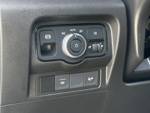 Mercedes-Benz eCitan 51 kWh / L2H1 / TREKHAAK / 3-ZITS /**7.445 KM!!** / CAMERA / CRUISE / ECC / CARPLAY ActivLease financial lease