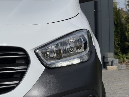 Mercedes-Benz eCitan 51 kWh / L2H1 / TREKHAAK / 3-ZITS /**7.445 KM!!** / CAMERA / CRUISE / ECC / CARPLAY ActivLease financial lease