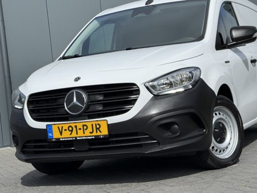 Mercedes-Benz eCitan 51 kWh / L2H1 / TREKHAAK / 3-ZITS /**7.445 KM!!** / CAMERA / CRUISE / ECC / CARPLAY ActivLease financial lease