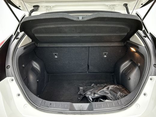 Nissan Leaf Electric+ 62kWh SOH 94% / Pdc.+Camera / Navigatie / Airco-ecc./ Stoelverwarming / Apk 09-2026 ActivLease financial lease