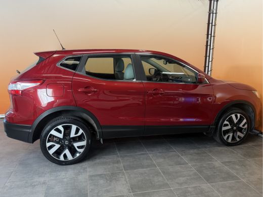 Nissan QASHQAI 1.2 Acenta lage km stand! | lmv 18 inch | leer/alcantara | trekhaak | cruise control ActivLease financial lease