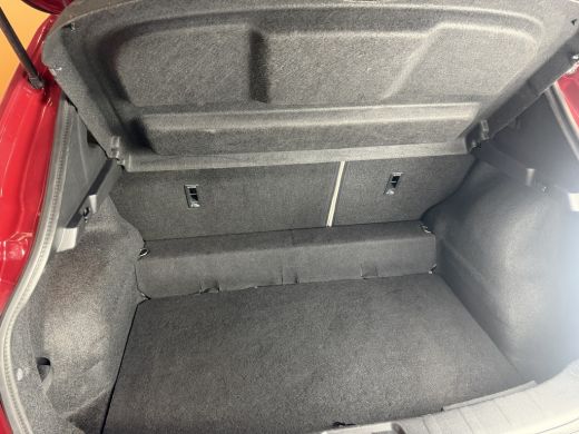 Nissan QASHQAI 1.2 Acenta lage km stand! | lmv 18 inch | leer/alcantara | trekhaak | cruise control ActivLease financial lease