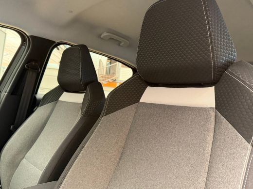 Opel Frontera GS &euro;3000,- voorraadvoordeel !  | 17" Lichtmetalen velgen in Zwart met 215/60 R17 banden | Bandenr... ActivLease financial lease