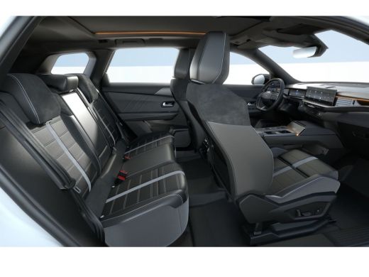 Opel Grandland Business Edition | Achteruitrijcamera | Comfort plus pakket | Draadloze telefoonlader (Inductie) ActivLease financial lease