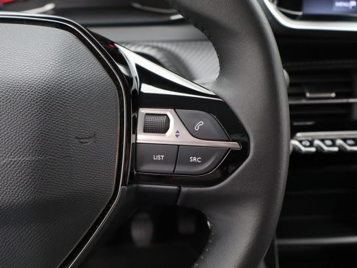 Peugeot 208 1.2 PureTech Active Pack | Airco | PDC achter | Navigatiesysteem | Apple Carplay/Android Auto ActivLease financial lease