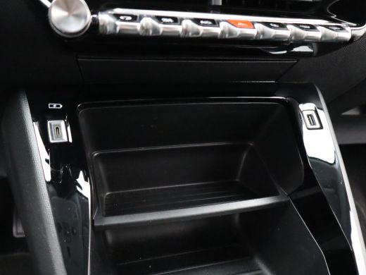 Peugeot 208 1.2 PureTech Active Pack | Airco | PDC achter | Navigatiesysteem | Apple Carplay/Android Auto ActivLease financial lease