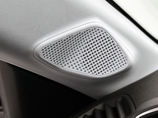 Peugeot 208 1.5 HDi Blue Allure / Navigatie / Pdc.+Camera / Airco-ecc./ Radio-multimedia / / Apk nieuw ActivLease financial lease