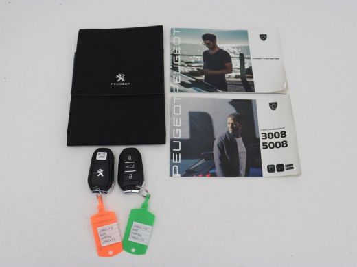 Peugeot 3008 1.6 HYbrid 225 GT Line | SOH 89% | Adaptive cruise | Half leder | Camera | Navigatie | Carplay | ... ActivLease financial lease