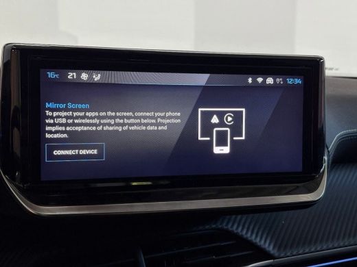 Peugeot e-2008 EV GT 54 kWh | 11 kW lader | Achteruitrijcamera | Airco (automatisch) ActivLease financial lease