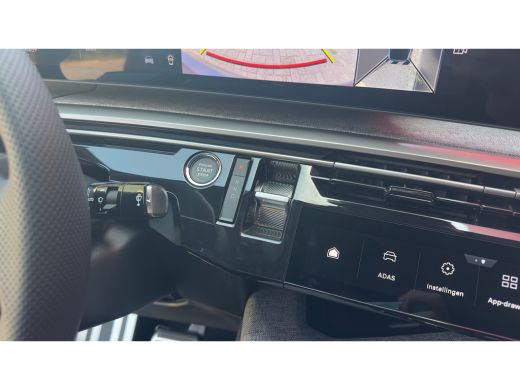 Peugeot e-3008 GT | Elektrische parkeerrem | Extra getinte achterste zijruiten en achterruit ActivLease financial lease