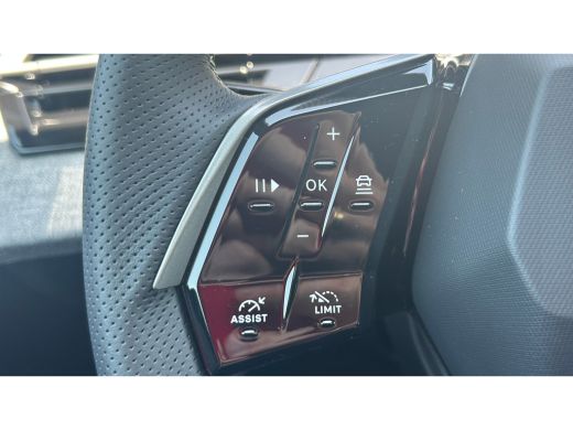 Peugeot e-3008 GT Exclusive | Elektrische parkeerrem | Extra getinte achterste zijruiten en achterruit ActivLease financial lease