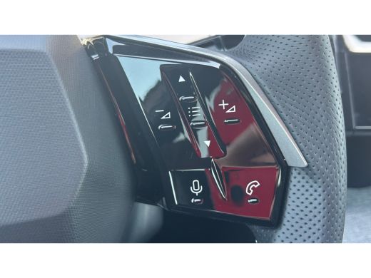 Peugeot e-3008 GT Exclusive | Elektrische parkeerrem | Extra getinte achterste zijruiten en achterruit ActivLease financial lease