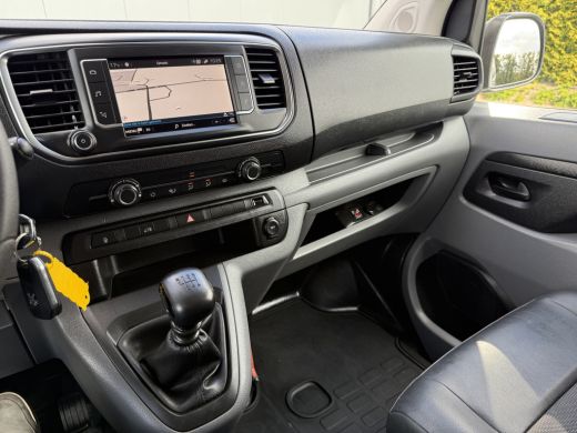 Peugeot Expert 1.5 BlueHDI 102 PK / L2H1 / 1e EIG. / 46.846 KM! / AIRCO / CRUISE / NAVI / CARPLAY ActivLease financial lease