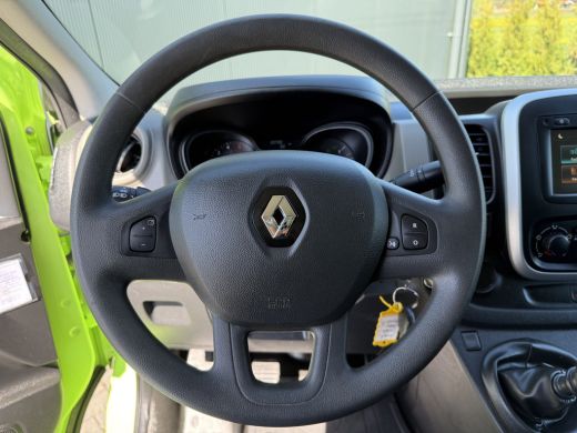 Renault Trafic 1.6 dCi / L1H1 / 1e EIG. / TREKHAAK / INRICHTING / AIRCO / CRUISE / NAVI / 3-ZITS ActivLease financial lease