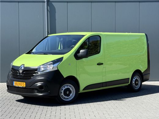 Renault Trafic 1.6 dCi / L1H1 / 1e EIG. / TREKHAAK / INRICHTING / AIRCO / CRUISE / NAVI / 3-ZITS ActivLease financial lease