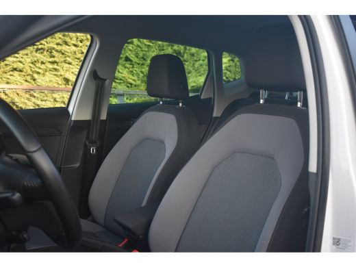 Seat Arona 1.0 TSI 95PK Style Business Intense | CAMERA | NAVIGATIE | CRUISE CONTROL | APP. CONNECT | AIRCO ... ActivLease financial lease