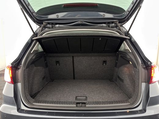 Seat Arona 1.0 TSI Style Business Intense (INCL.BTW) Aut. *ADAPTIVE-CRUISE | NAVI-FULLMAP | KEYLESS | CAMERA... ActivLease financial lease