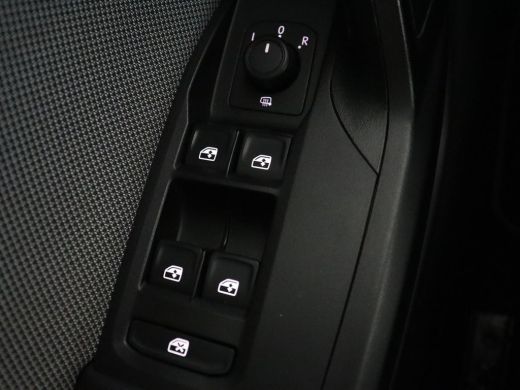 Seat Leon 1.0 eTSI Style Business Intense | Carplay | Camera | Adaptive cruise | Navigatie | DAB | Full LED... ActivLease financial lease