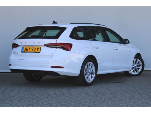 Skoda Octavia Combi 1.4 TSI iV PHEV Business Edition | Stoelverwarming | LED-verlichting | Navigatiesysteem | P... ActivLease financial lease