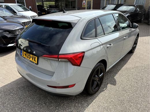 Skoda Scala 1.0 TSI Ambition Steel Grey, Virt.Cockpit, Trekhaak, App Connect ActivLease financial lease