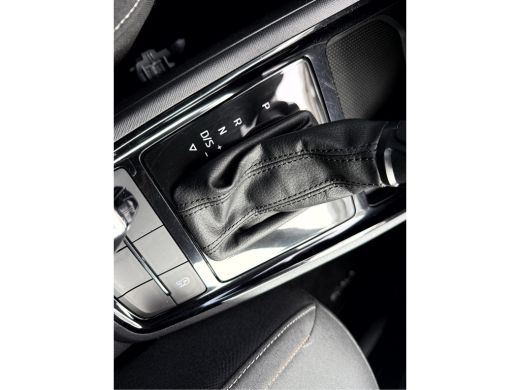 Skoda Scala 1.0 TSI Ambition Steel Grey, Virt.Cockpit, Trekhaak, App Connect ActivLease financial lease